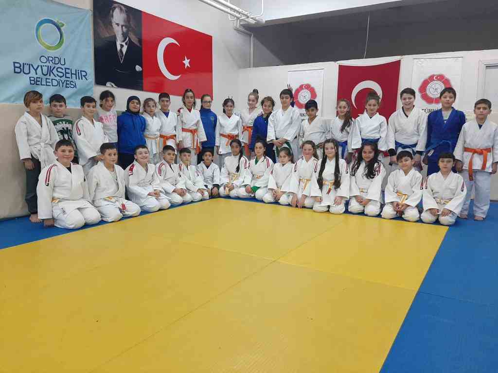 ORDU SPORCU FABRİKASINA DÖNÜŞÜYOR